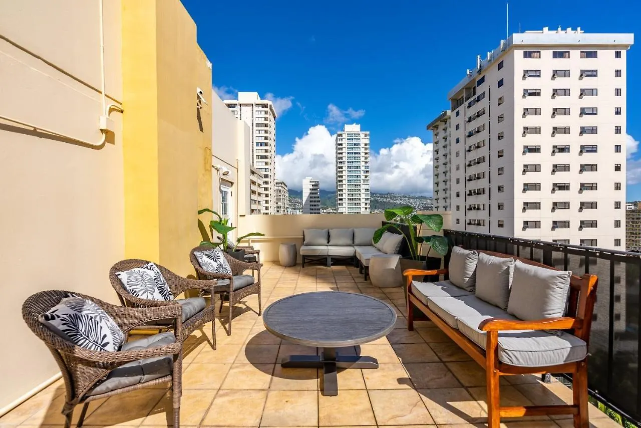 Expansive Lanai W/ Panoramic Views - Walk To Waikiki Beach Apartment Honolulu 0*,  United States