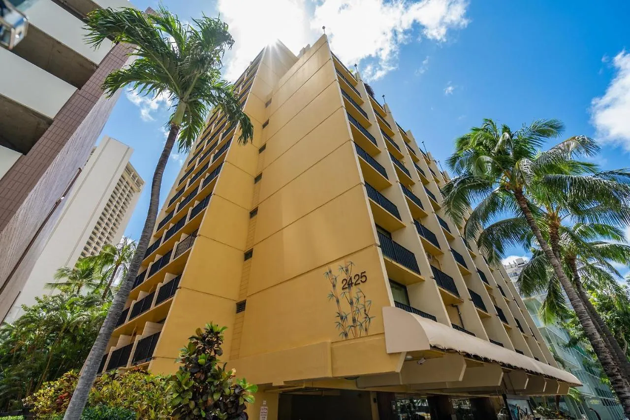 Expansive Lanai W/ Panoramic Views - Walk To Waikiki Beach Apartment Honolulu United States
