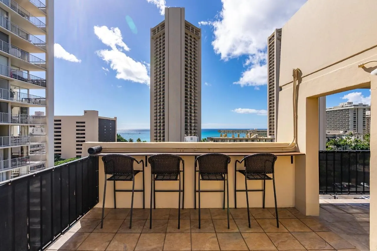 Expansive Lanai W/ Panoramic Views - Walk To Waikiki Beach Apartment Honolulu