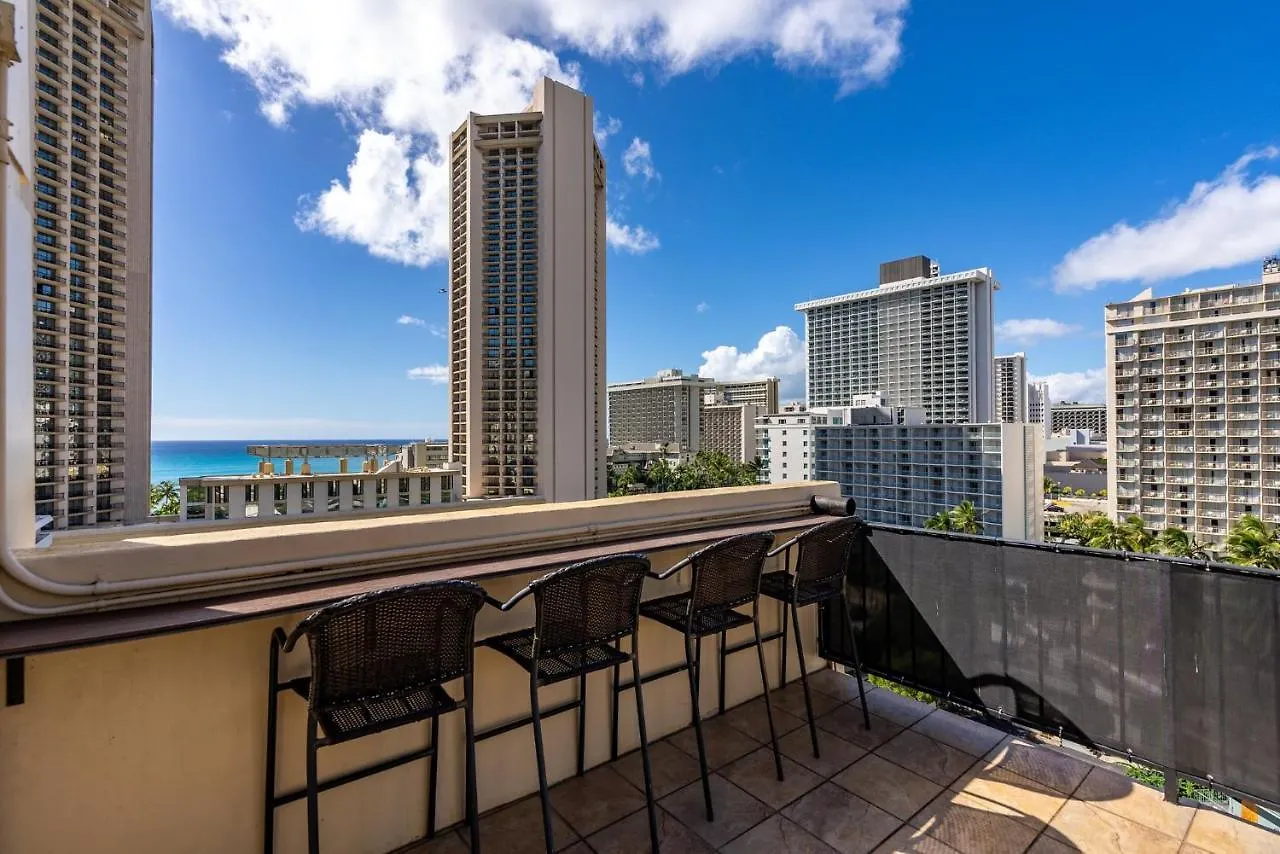 Expansive Lanai W/ Panoramic Views - Walk To Waikiki Beach Apartment Honolulu 0*,  United States